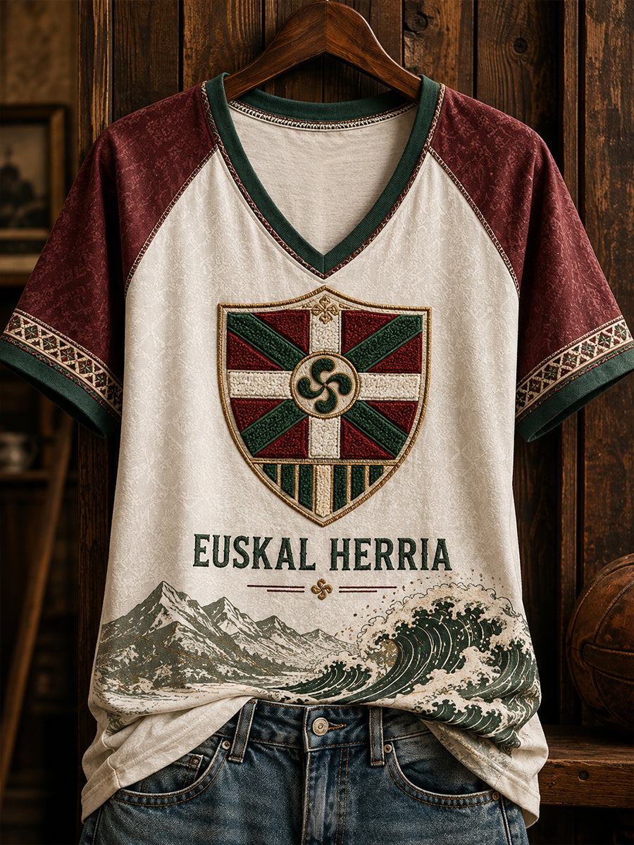 Camiseta de manga corta con cuello en V para mujer, País Vasco, España