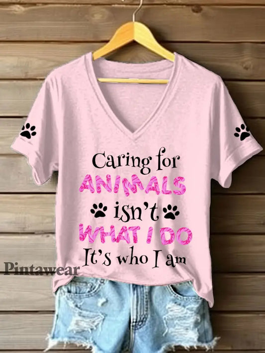 El cuidado de las mujeres por los animales no es lo que hago es lo que soy rosa claro / S