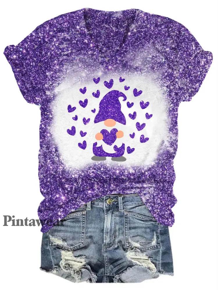 Glitter Gnome Heart V-Neck T-Shirt Purple / S Día de San Valentín