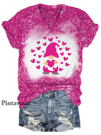 Glitter Gnome Heart V-Neck T-Shirt Rose Red / S Día de San Valentín
