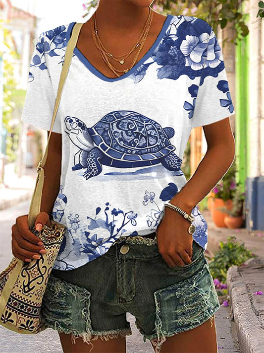 Camiseta casual con estampado floral de tortuga para mujer