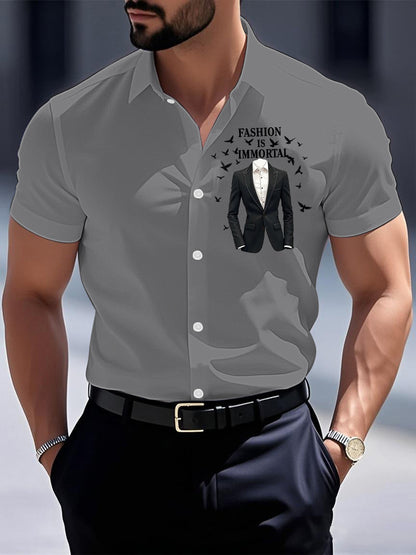 La moda de los hombres es inmortal Memorial Shirt