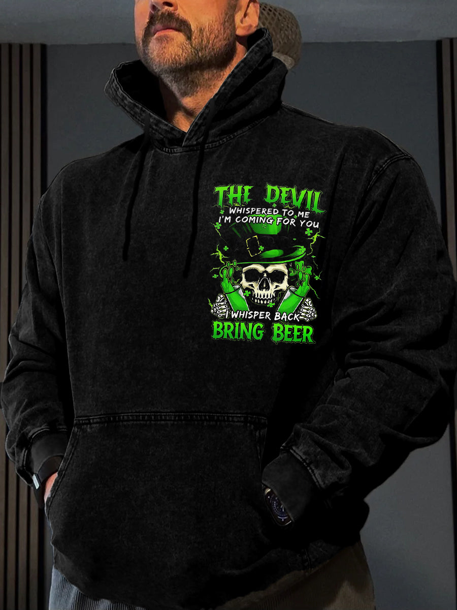 Hombres Funny St Patrick Day Skull I Whisper Back To Devil Bring Beer Print Sudadera con capucha casual
