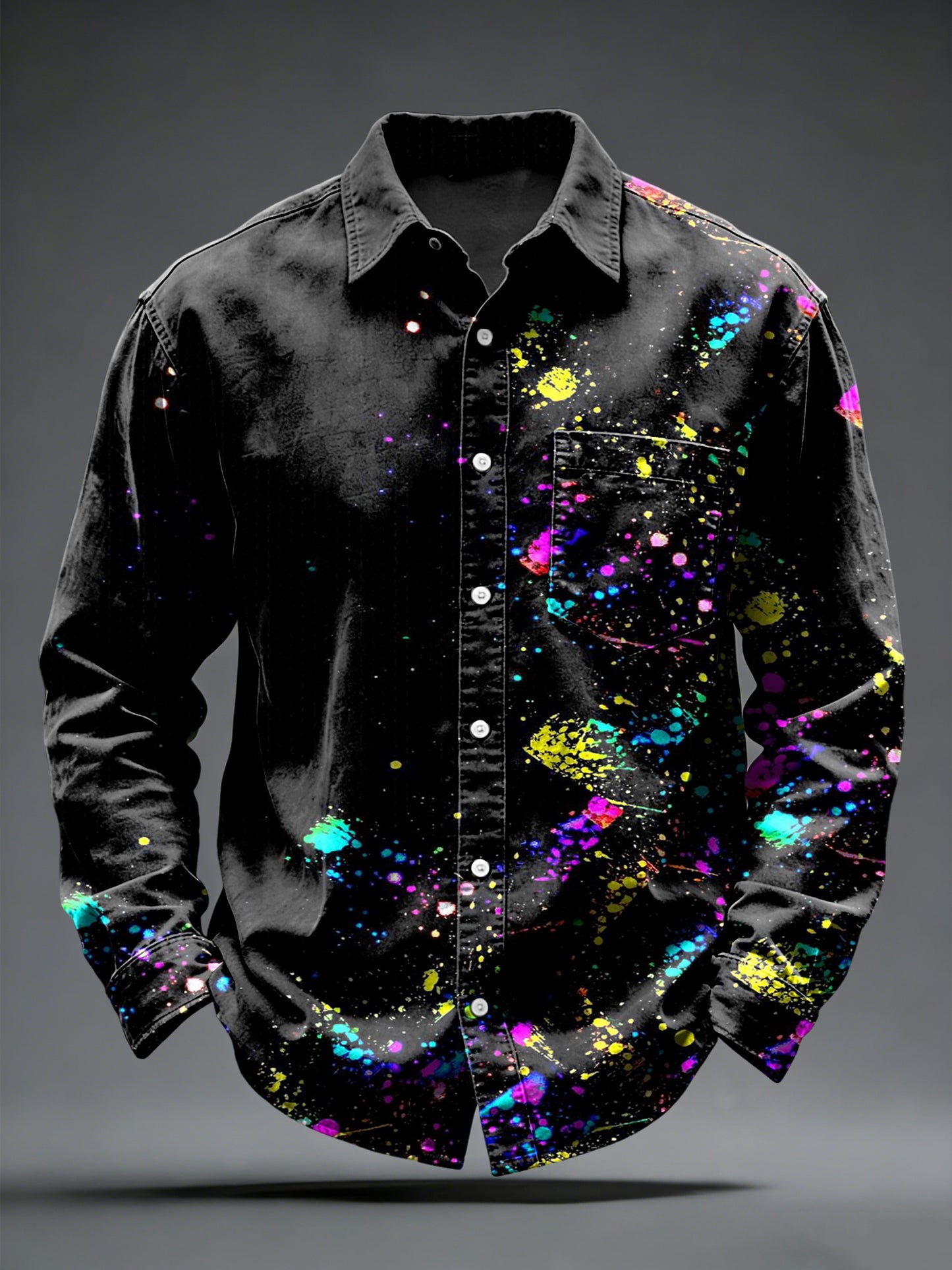 Camisa casual negra con estampado de graffiti para hombre