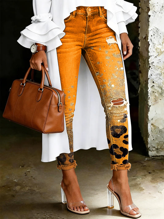 Jeans de mujer con estampado floral artístico
