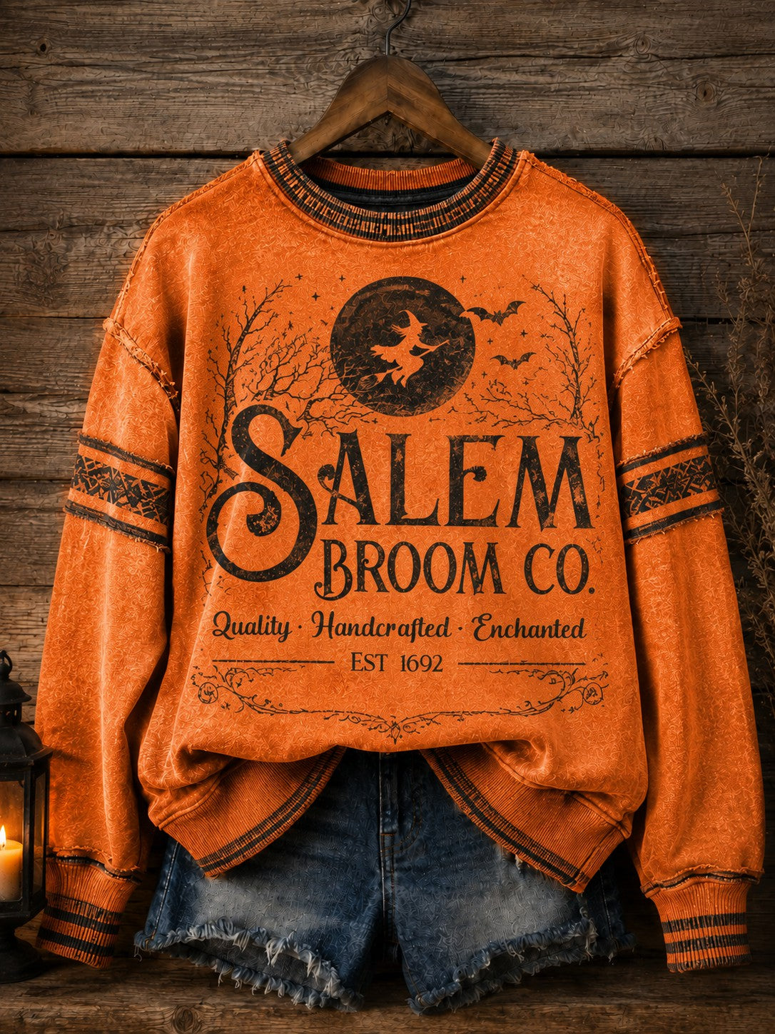 Sudadera estampada de la Compañía de Escobas Salem para mujer