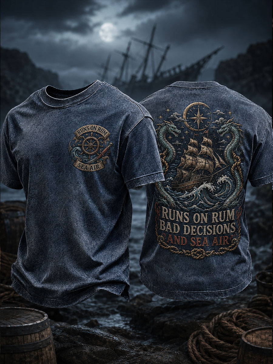 Camisetas para hombre con la frase «Funciona con ron, malas decisiones y aire marino»