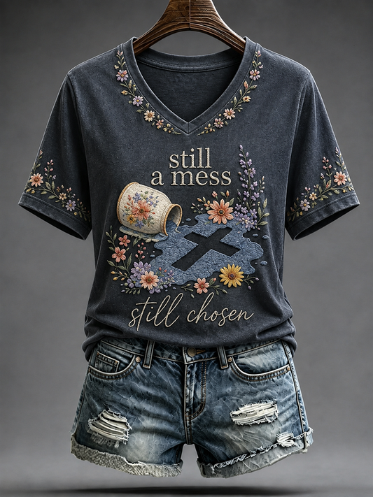 Still A Mess Still Chosen camiseta de manga corta para mujer