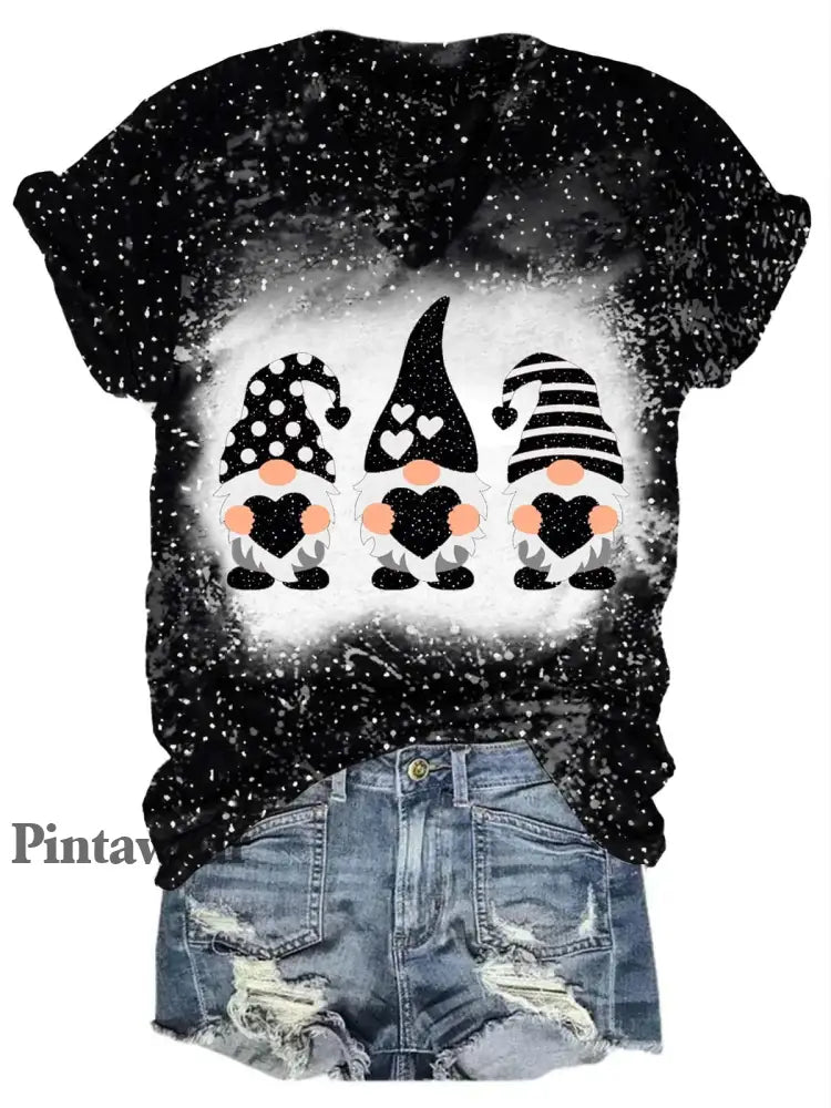 Valentine’s Glitter Gnome V-Neck T-Shirt Black / S Día de San Valentín