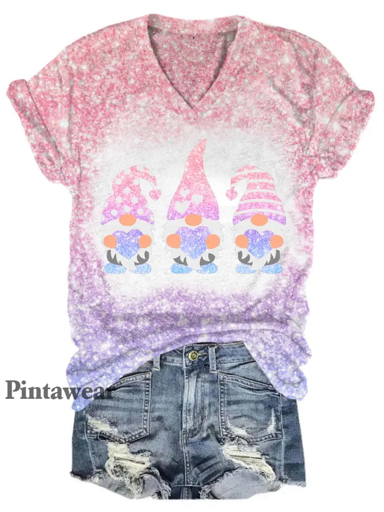 Valentine’s Glitter Gnome V-Neck T-Shirt Multicolor / S Día de San Valentín
